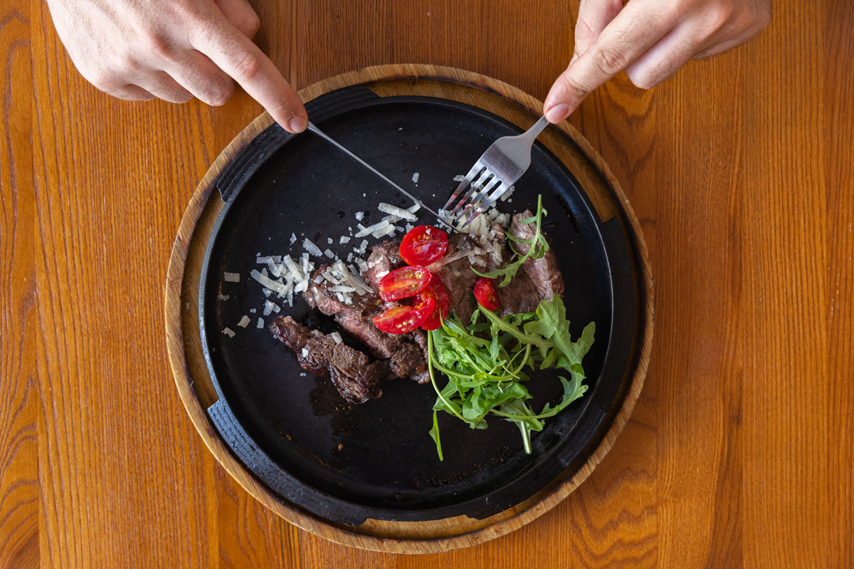 Tagliata con Rucola,Pomodorini e Scaglie DI Parmigiano